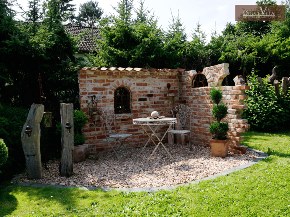 Ruinenmauer aus historischen Baustoffen Selbstbausatz