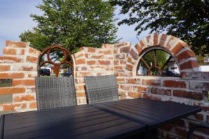 Ruinenmauer Bausatz mit Fenster Gussfenster in Ruinenmauer