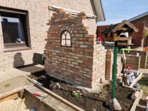 Ruinenmauer selber bauen Gartenmauer selbst gebaut
