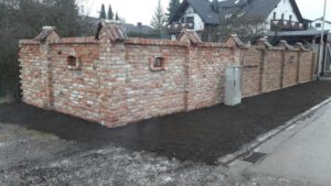 Gartenmauer als Sichtschutz selber bauen Gartenmauer als Sichtschutz